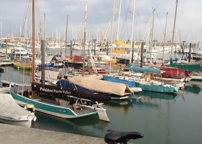 Les Pieds Dans L'eau By Interhome Apartment